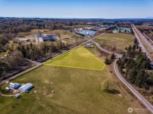Looking north, I-5 exit 266, Route 548