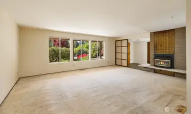 Living/ Dining Rooms