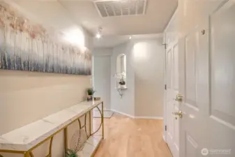 Entry foyer to the #305