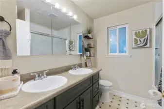 Main Full bath