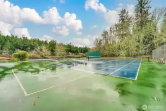 Riviera Pickleball Court