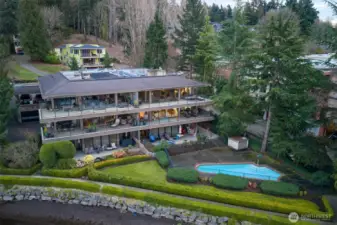 Yarrow Shores Boutique 6 Unit complex