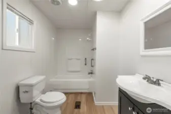 Primary bedroom bathroom ensuite