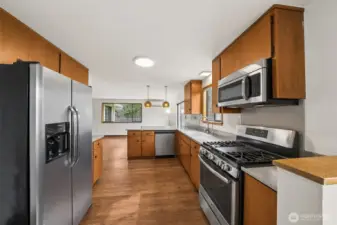 Plenty of room to work in this kitchen!