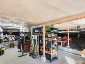 400 sf crawl/storage etc.