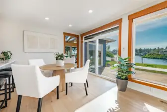 Great entertaining floor plan for indoor/outdoor
