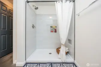 primary ensuite bathroom