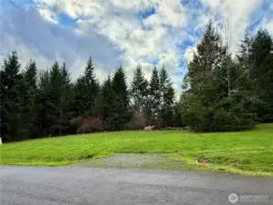 Beautiful buildable 5 acre corner parcel at 114 Skyview Rd.