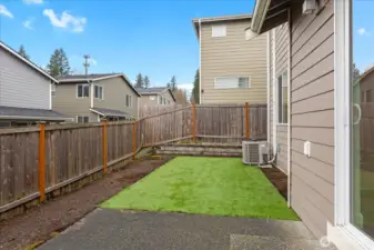Enjoy outdoor living with low-maintenance artificial turf yard