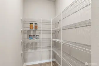 Spacious walk in pantry!