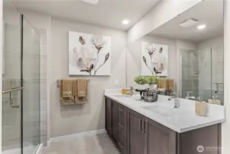 Spacious 5-piece primary bath