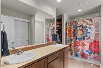 Primary bath with walk in closet