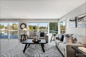 Main Livingroom with Views