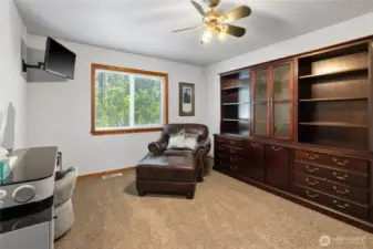 Guest Bedroom #2