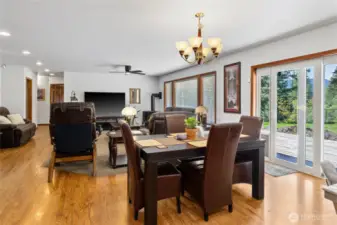 Sliding doors from the dining space lead to the full sized back deck, which is also plumbed for propane BBQ!