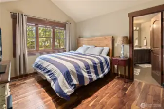 Upstairs Bedroom attached to full bath