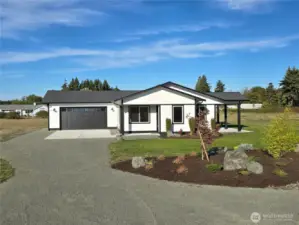 Welcome to 71 Falconcrest Ct