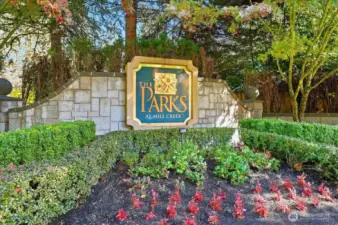 Welcome home to "The Parks"!  An incredible neighborhood with so many nearby amenities; Mill Creek Town Center, Mill Creek Country Club/Golf Course, charming city center of Snohomish, Rivers, Large grocery retailers, Starbuck's & more!