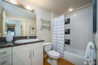 2nd bathroom