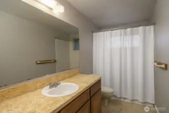 Upstairs Hall Bathroom