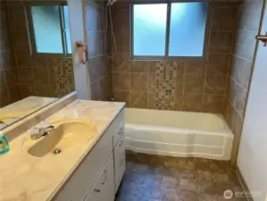Main Floor Bathroom