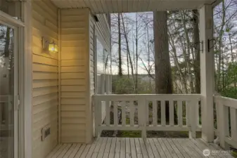 Large outdoor living space a wonderful, private outdoor space to entertain all year round.