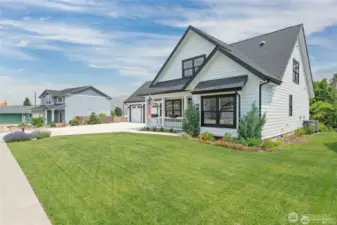 Great curb-appeal with front covered porch.