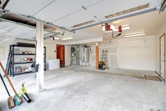Huge, extra deep garage!