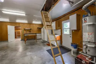 Easy attic access