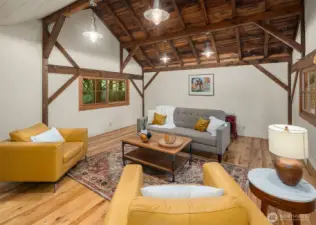 Wonderful spot for working from home, writing or short-term guests.