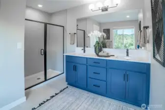 Image of model home of same plan. Colors/finishes may vary.
