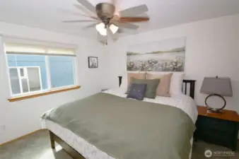 Primary suite with walk in closet and 5 piece en-suite bath