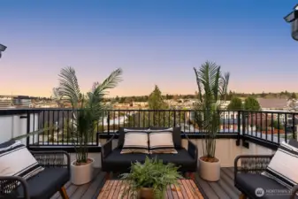 End your day with golden hour views here—trees, sky, and peace as far as the eye can see. Morning coffee spot? Evening wine wind-down. It's all yours.