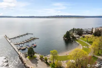 Unmatched proximity to the marina and waterfront parks—experience weekend vibes daily with boats, trails, and views.