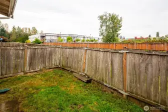 Room for play equipment or pets. Neighborhood park, Lakewood school district!