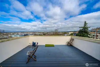 Rooftop deck