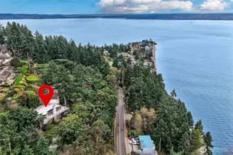 Take a look at how this 3TP home sits on the hillside