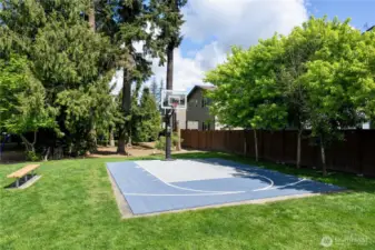 Great amaenity: sought after amenity for kids and adults playing and pets
