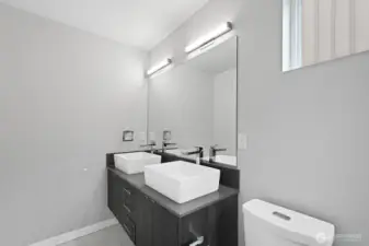 Dual sinks in primary bathroom