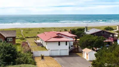 Easy walk to the beach