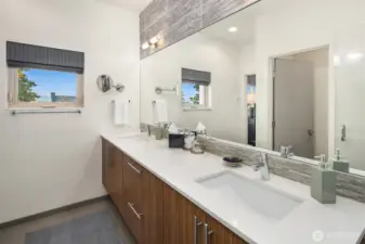 Primary bath