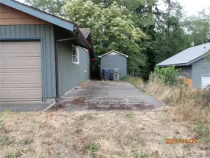 RV parking pad