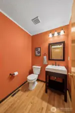 1/2 bath downstairs
