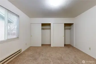 Vacant Unit, 249.