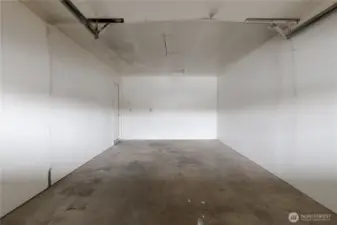 Vacant Unit, 249.