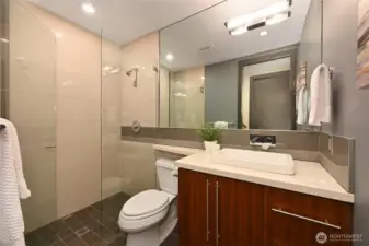 3/4 bath adjoins 2nd bedroom