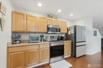 Another view of the kitchen.