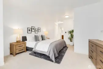 Sprawling suite easily accommodates a King size bed