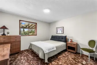 Upper bedroom