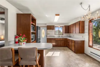 lower level kitchen